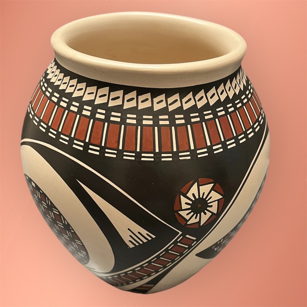 Mata Ortiz Pottery‎ Mirna Hernandez Vase Olla Jar Traditional Paquime Art Mexico